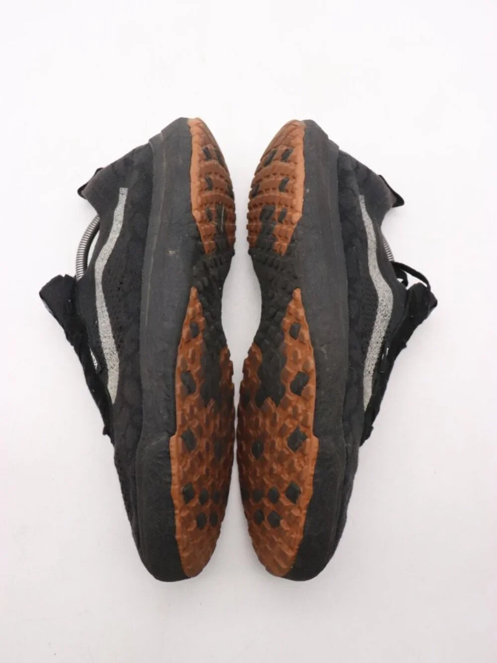 Vans UltraRange VR3 Men's Size 12 Black / Pirate / Gum Mesh Shoes Sneakers